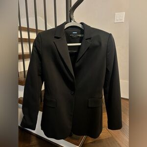 Alice + Olivia Fitted Blazer